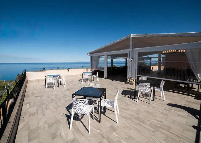 Hotel Unico Cannamele Escape Tropea By Life Parghelia