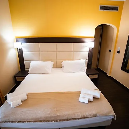Unico Cannamele Escape Tropea By Life 4*