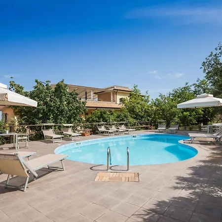 Unico Cannamele Escape Tropea By Life 4*