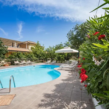 Unico Cannamele Escape Tropea By Life Parghelia