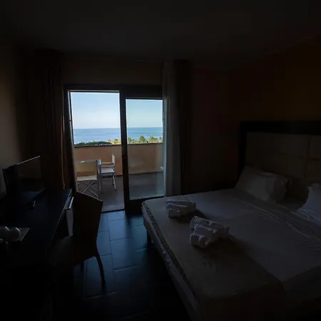 Unico Cannamele Escape Tropea By Life Hotel 4*